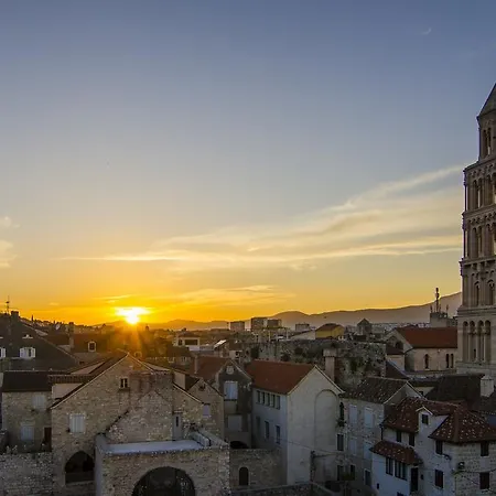Diocletian Tower - Bella Vista & Palazzo * ספליט