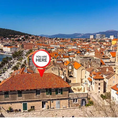 Diocletian Tower - Bella Vista & Palazzo דירה ספליט