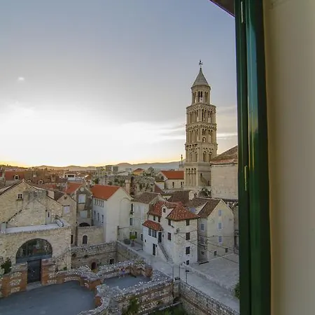 Daire Diocletian Tower - Bella Vista & Palazzo Split