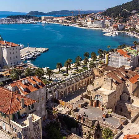 Diocletian Tower - Bella Vista & Palazzo Split